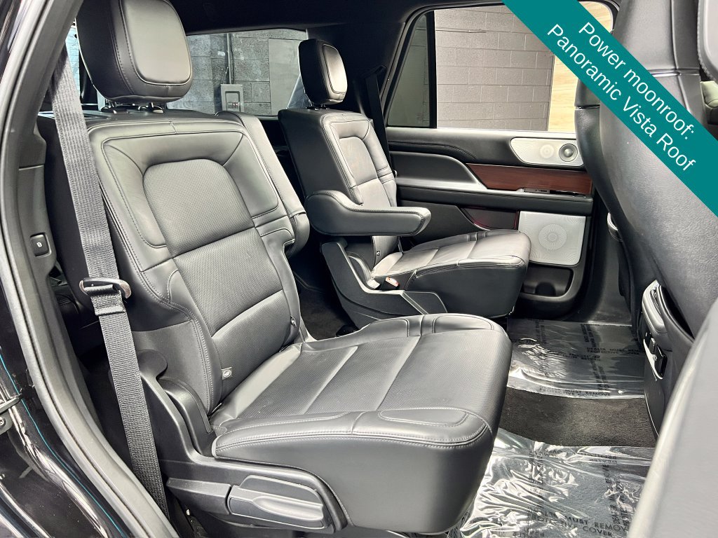 Used 2022 Lincoln Navigator Reserve AWD/4WD image 14