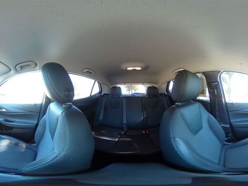 Used 2025 Buick Encore GX Preferred AWD/4WD image 43