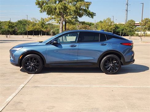 Used 2024 Buick Envista Sport Touring w/ Experience Buick Package image 4