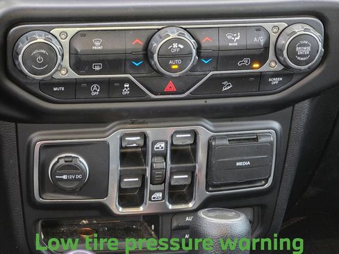 Used 2021 Jeep Wrangler Unlimited Sport AWD/4WD image 21