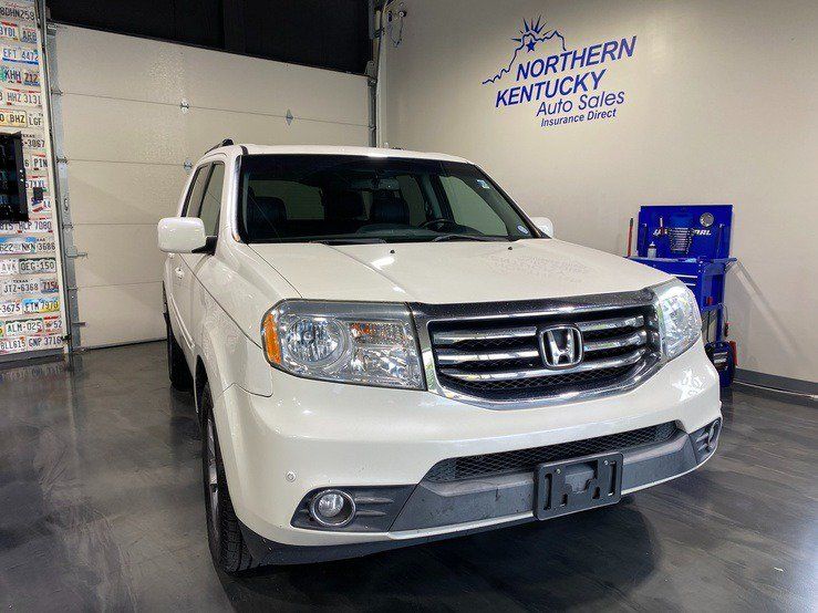 Used 2014 Honda Pilot Touring image 2