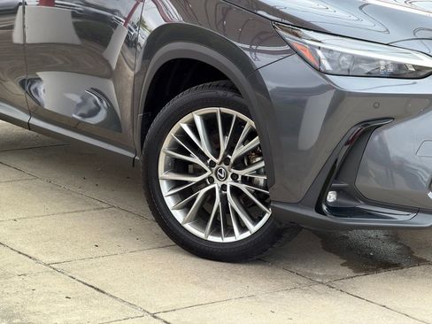 Used 2025 Lexus NX 350h AWD w/ Accessory Package (2T) image 10