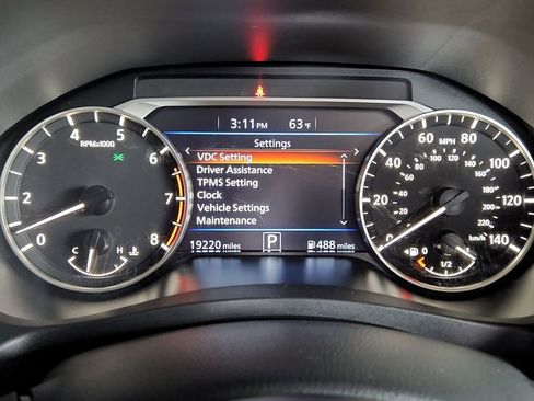 Used 2025 Nissan Altima 2.5 SV image 25