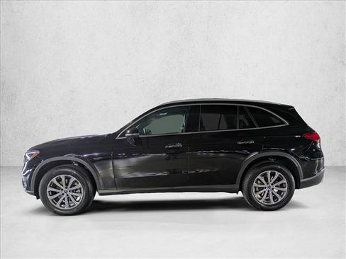 Certified 2025 Mercedes-Benz GLC 300 image 12