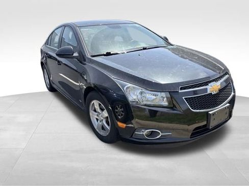 Used 2014 Chevrolet Cruze LT w/ RS Package FWD image 1