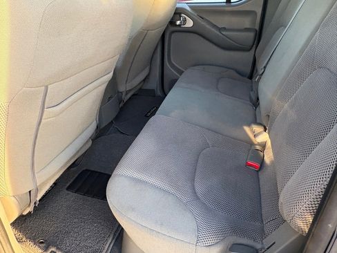 Certified 2021 Nissan Frontier SV w/ SV Utility Package image 30