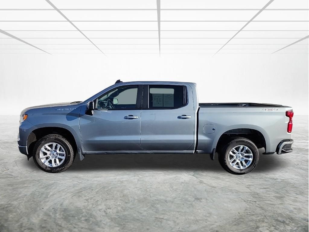 Used 2026 Chevrolet Silverado 1500 RST AWD/4WD image 2
