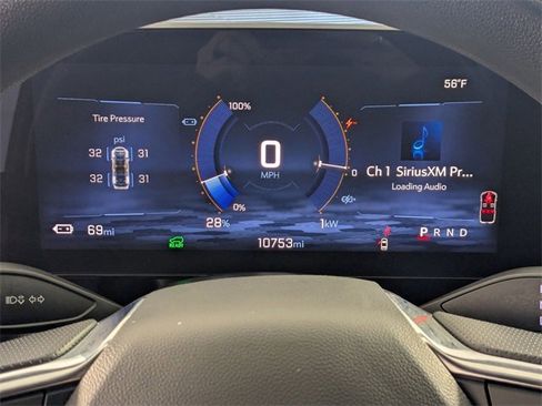 Certified 2025 Chevrolet Equinox EV LT image 17