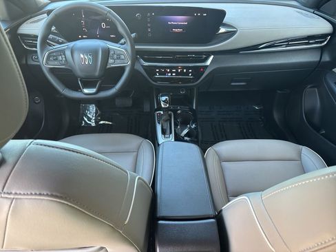 Used 2025 Buick Envista Avenir FWD image 15