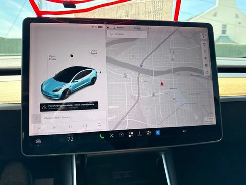 Used 2018 Tesla Model 3 RWD image 9
