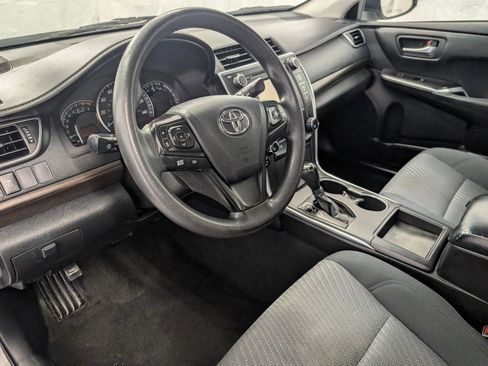Used 2015 Toyota Camry LE image 15