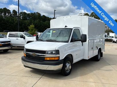New 2025 Chevrolet Express 3500 w/ Power Convenience Package