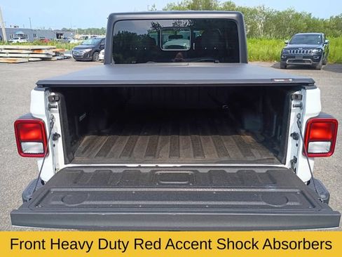 Used 2022 Jeep Gladiator Sport AWD/4WD image 18