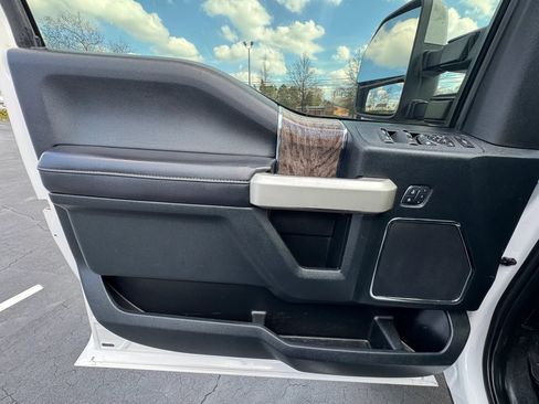 Used 2018 Ford F350 Lariat w/ Camper Package AWD/4WD image 16