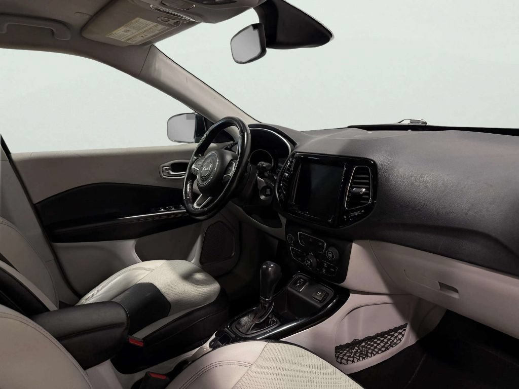Used 2020 Jeep Compass Limited w/ Safety & Security Group FWD image 28