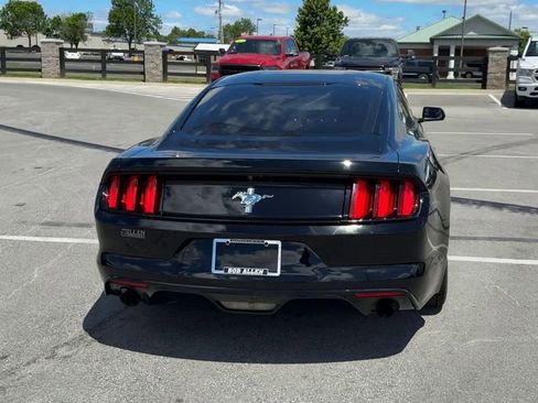 Used 2017 Ford Mustang Coupe RWD image 6