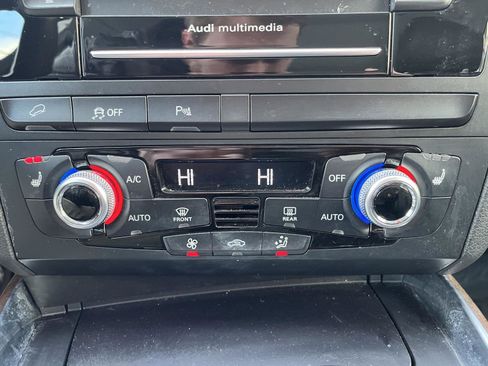 Used 2017 Audi Q5 2.0T Premium Plus w/ Technology Package image 35