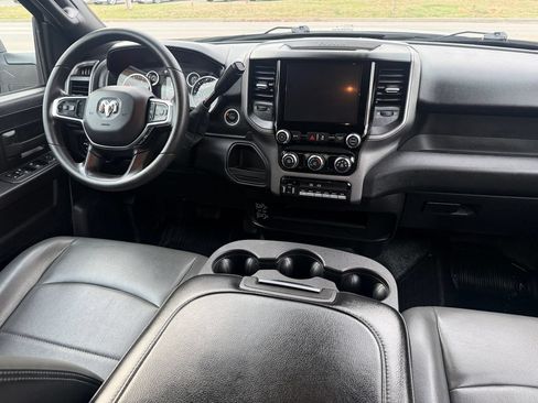 Used 2025 RAM 3500 Tradesman w/ Chrome Appearance Group RWD image 13