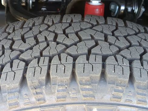 New 2026 GMC Sierra 2500 AT4 w/ AT4 Premium Plus Package image 17