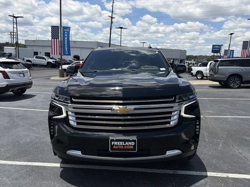 Used 2023 Chevrolet Tahoe High Country w/ Premium Package 2 AWD/4WD image 8