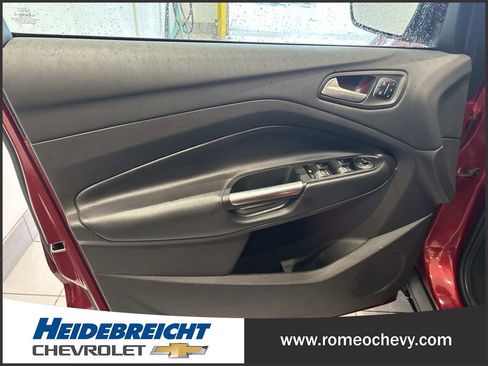 Used 2017 Ford Escape Titanium w/ Equipment Group 301A image 10