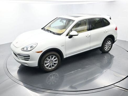 Used 2014 Porsche Cayenne Diesel image 31