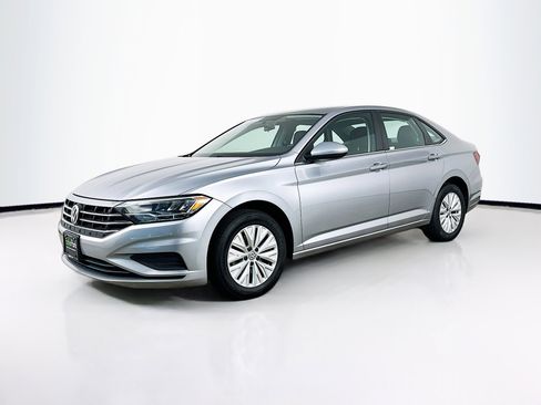 Used 2020 Volkswagen Jetta S w/ Driver Assistance Package FWD image 3