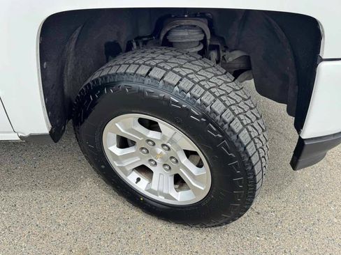 Used 2017 Chevrolet Silverado 1500 LT w/ All Star Edition AWD/4WD image 40