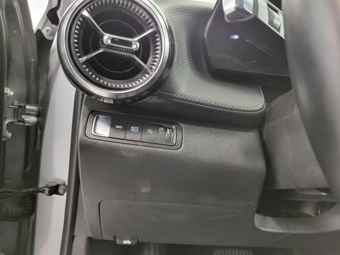 Used 2025 Chevrolet Equinox LT AWD/4WD image 11