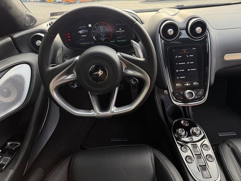 Used 2023 McLaren GT image 8