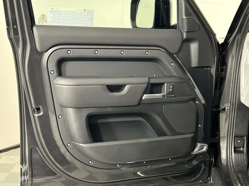 New 2025 Land Rover Defender 130 S image 21