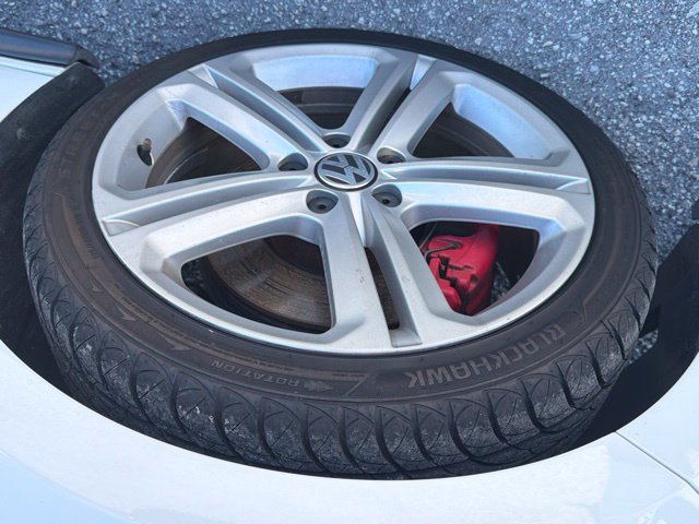 Used 2016 Volkswagen Jetta GLI SEL FWD image 6