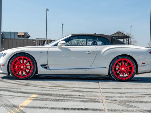 Used 2020 Bentley Continental GT V8 image 21