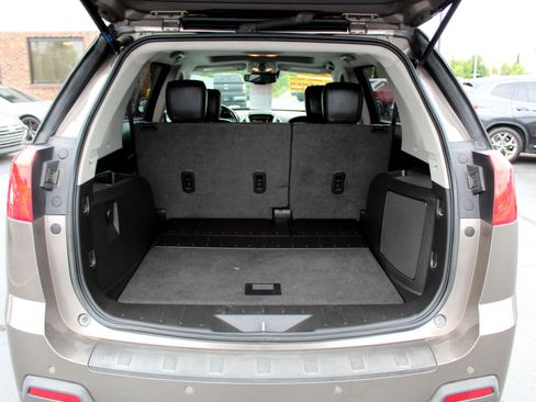 Used 2012 GMC Terrain SLT w/ Chrome and Technology Package image 13