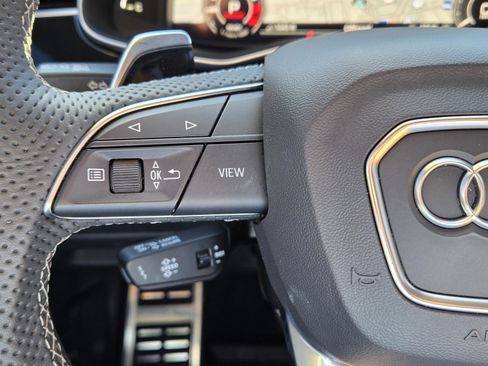 Used 2024 Audi RS Q8 4.0T image 14