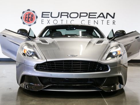 Used 2014 Aston Martin Vanquish Coupe RWD image 5
