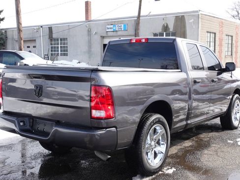 Used 2018 RAM 1500 Express w/ Express Value Package image 3