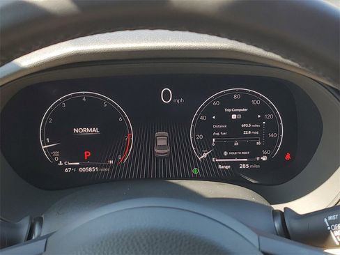 Certified 2025 Acura TLX w/ Technology Package image 22