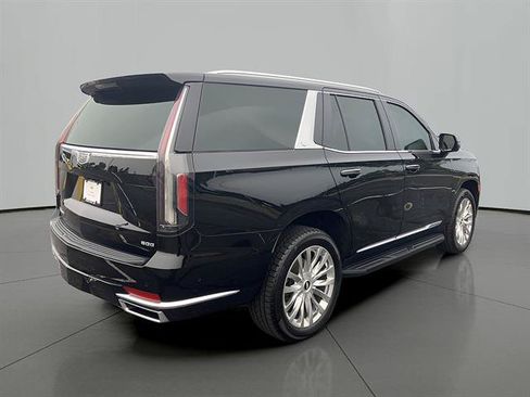 Used 2021 Cadillac Escalade Premium Luxury AWD/4WD image 5
