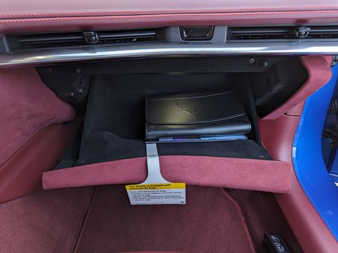 Used 2021 Chevrolet Corvette Stingray Premium Cpe w/ Z51 Performance Package image 37