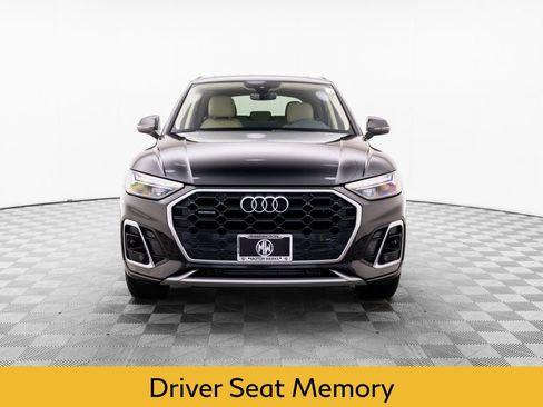 Used 2023 Audi Q5 2.0T Premium w/ Convenience Package AWD/4WD image 9