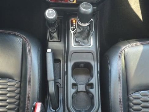 Used 2023 Jeep Gladiator Rubicon w/ LED Lighting Group image 38