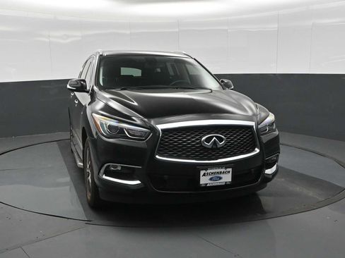 Used 2017 INFINITI QX60 Luxe w/ Premium Plus Package AWD/4WD image 3