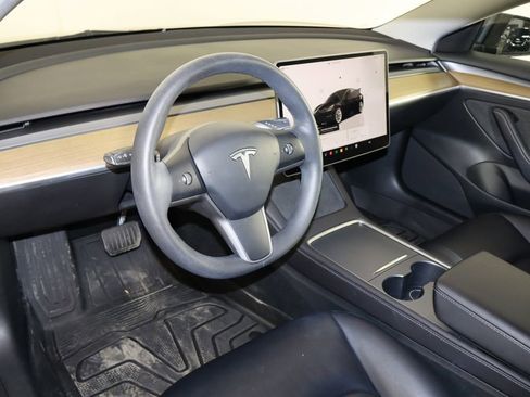 Used 2023 Tesla Model 3 Standard Range image 22