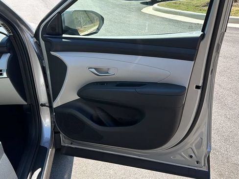 New 2026 Hyundai Tucson SEL FWD image 16