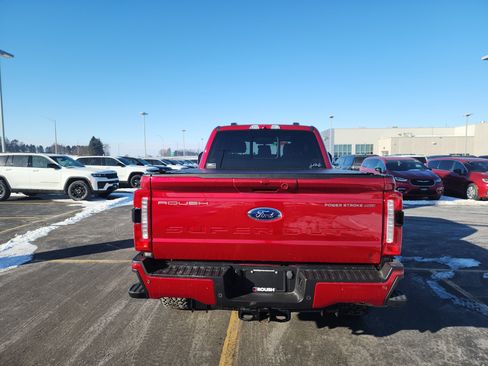 Used 2024 Ford F250 Lariat w/ Lariat Ultimate Package image 3