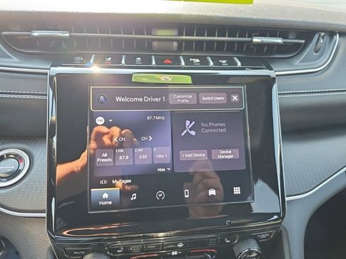 Used 2024 Jeep Grand Cherokee L Altitude image 16