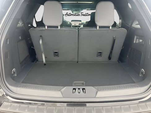 New 2026 Ford Explorer ST-Line w/ ST-Line Street Pack AWD/4WD image 22