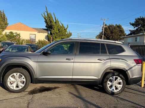 Used 2019 Volkswagen Atlas SE w/ Towing Package image 7
