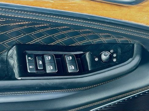 Used 2022 Jeep Grand Cherokee Summit image 12